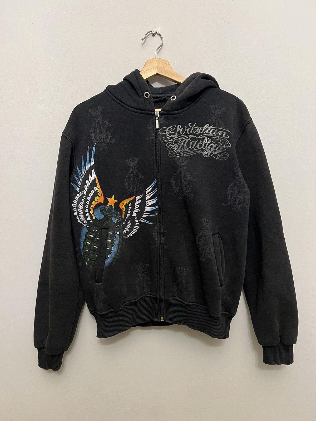 Rare classic black hoodie deals
