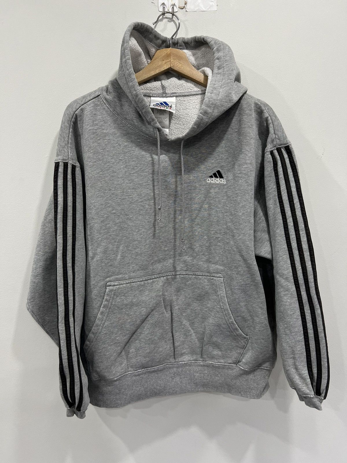 Vintage adidas hoodie sale