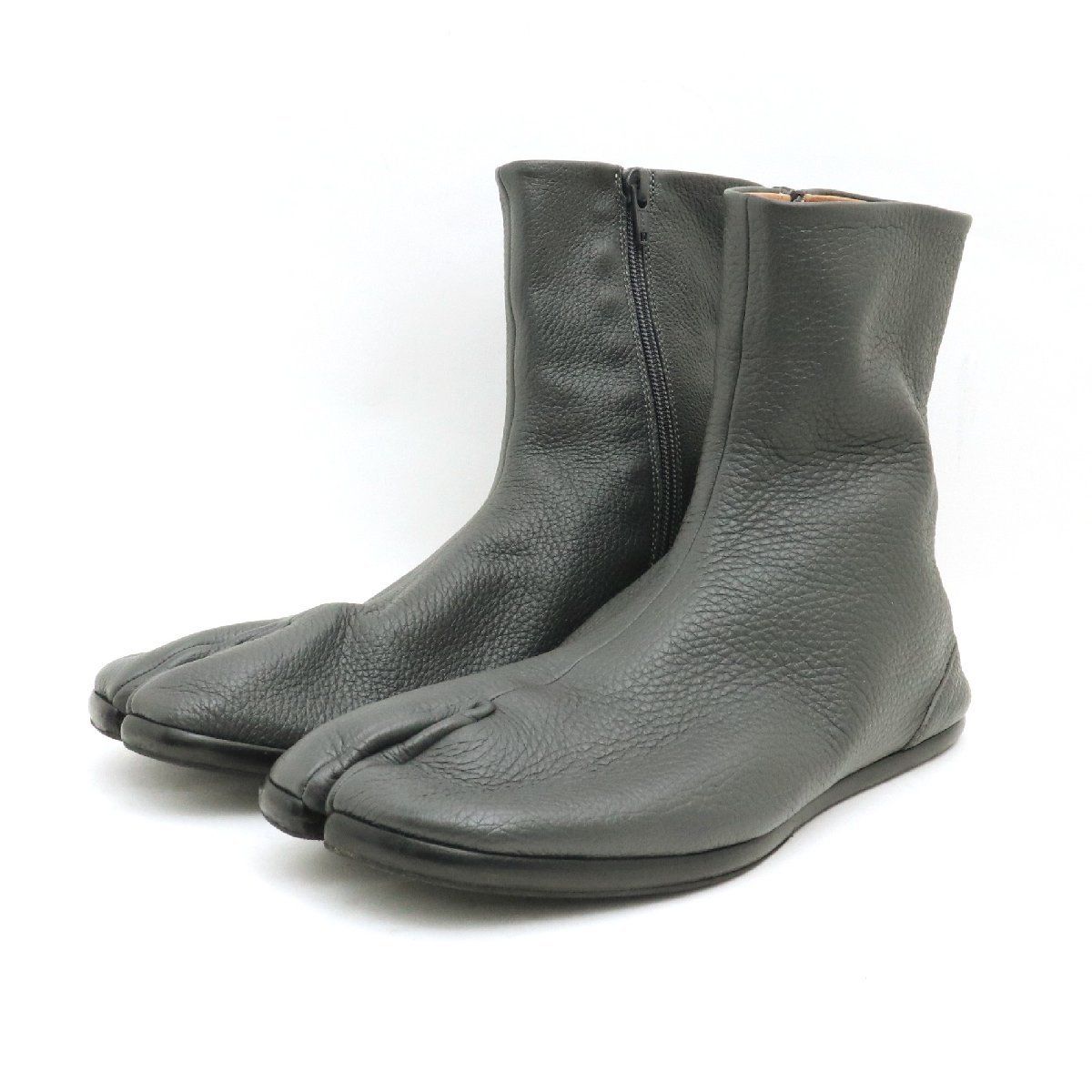 Maison margiela flat tabi boots best sale