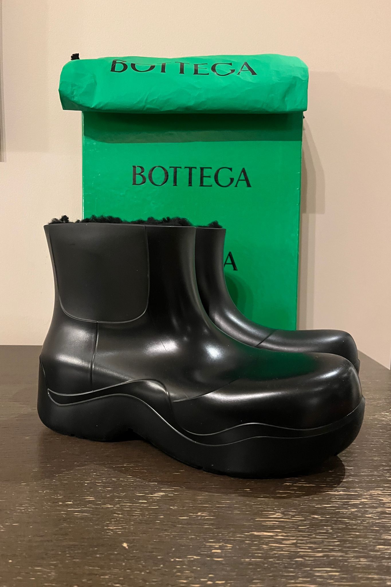 Bottega Veneta Puddle Boots Cozy Shearling Interior in Black TOP DRWR