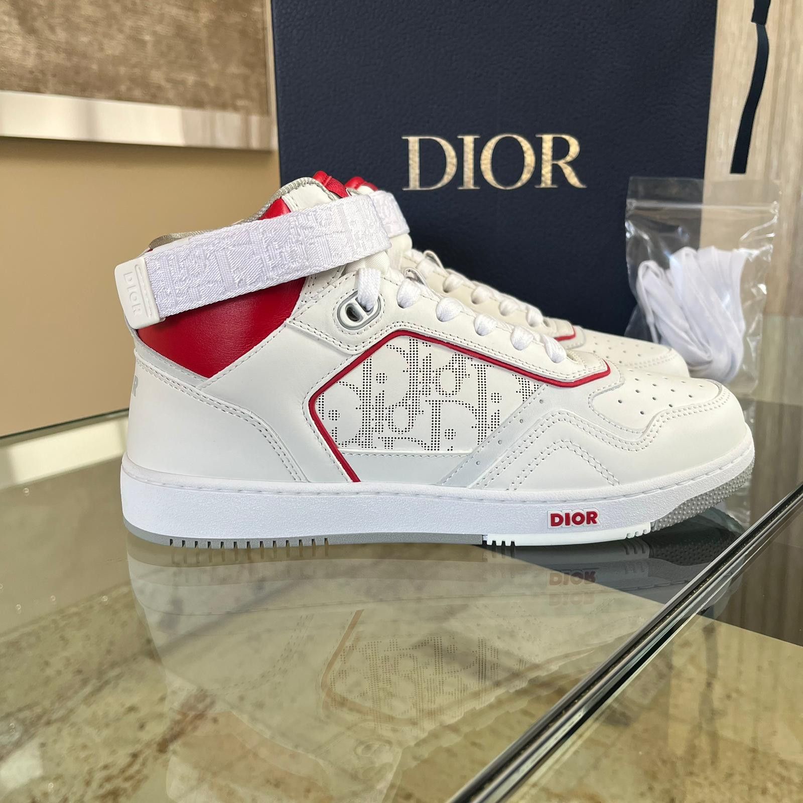 Dior B27 High Top HT Oblique Sneakers in White TOP DRWR