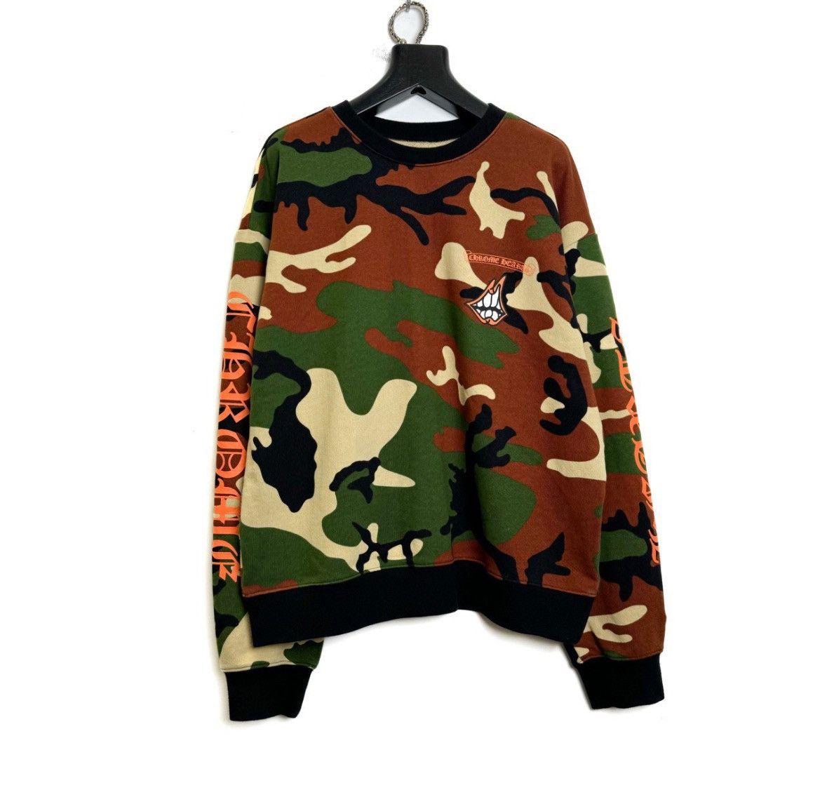 Off white camo crewneck best sale