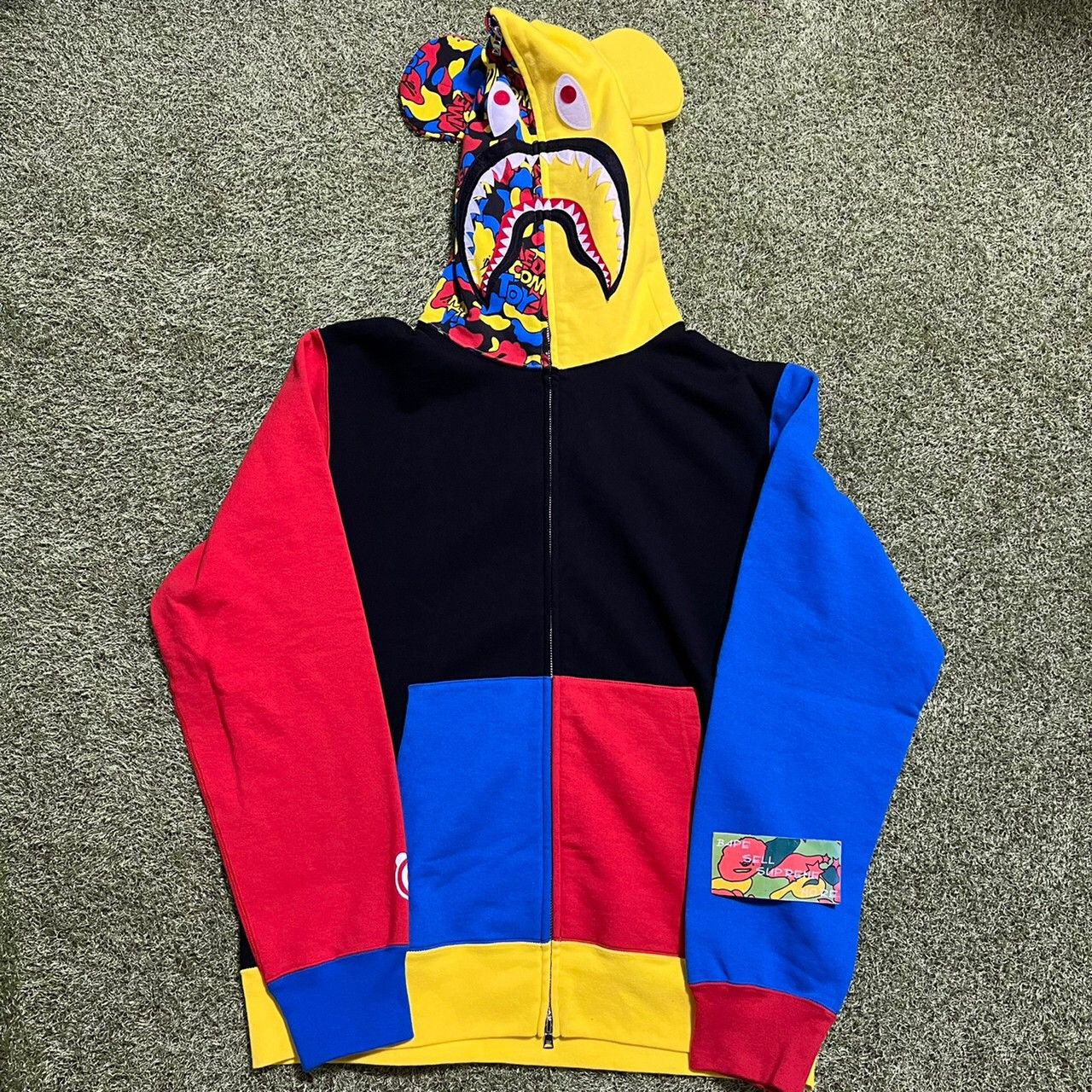 BAPE shark medicom full zip hoodie TOP DRWR