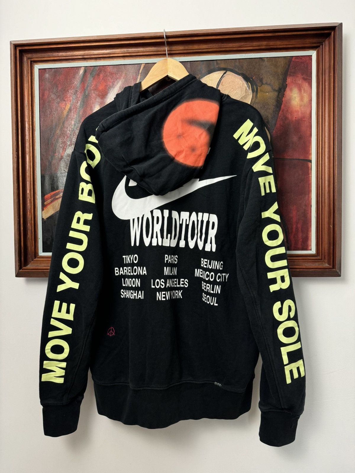 Nike swoosh tour hoodie sale