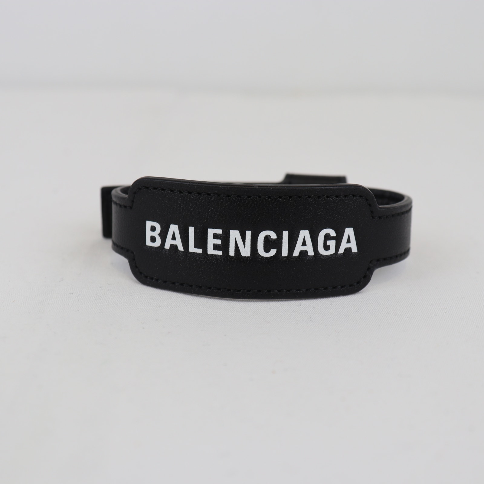 Balenciaga bracelet size best sale